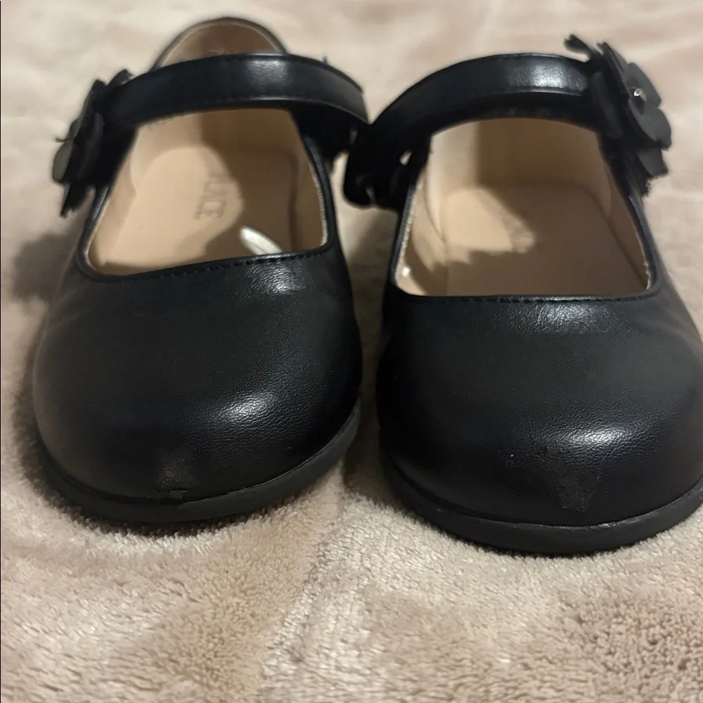 Place Black Mary Jane Dress Shoes with Flower Accent